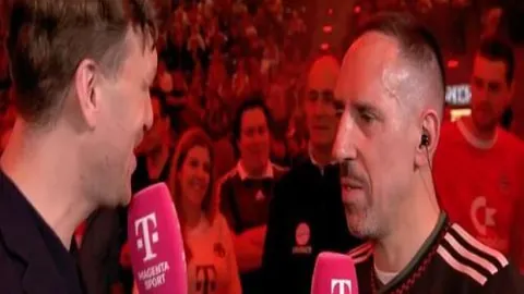 上海海港勇夺亚冠精英联赛首胜，武磊建功立业